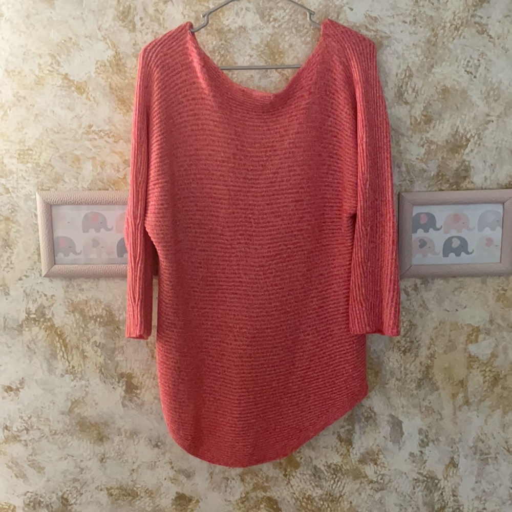 Pink sweater - Picture 3 of 5